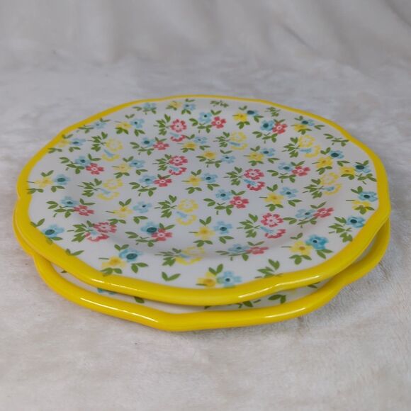 Pioneer Woman Set of 2 Yellow Timeless Floral Salad Plates 8.75 in Scalloped - Picture 2 of 6